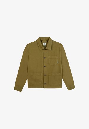 Olivgrüne Hemdjacke mit drei Fronttaschen, Kragen und langen Ärmeln, aus robustem Stoff gefertigt.