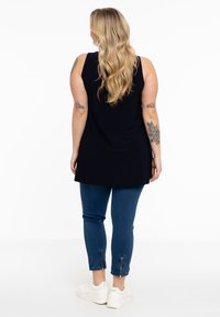 YOEK Round Neck - Top - navy