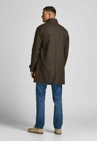 Jack & Jones PREMIUM BLAMELTON SN - Īss mētelis - black coffee