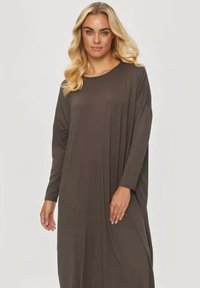 Makadamia - Sukienka z dżerseju