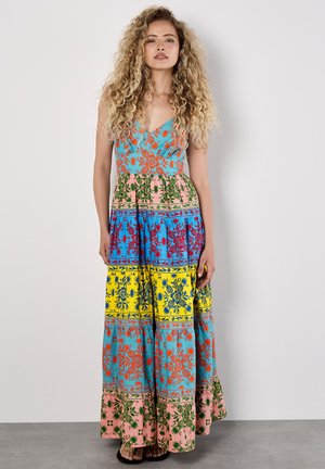 POP PINEAPPLE   - Robe longue - assorted