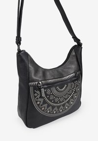 Bosanova Bandolera - black