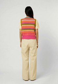 FRNCH Stickad tröja - mottled pink