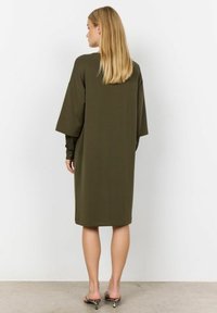 Soyaconcept SC-BANU 205 - Rochie de zi - dark olive