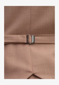 Ausgewählt, apricot