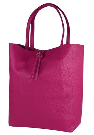 Fuchsiafarbene Leder-Tote-Bag mit strukturiertem Finish, zwei Griffen und einer Kordelzugöffnung. Quadratische Form ohne sichtbare Beschläge.