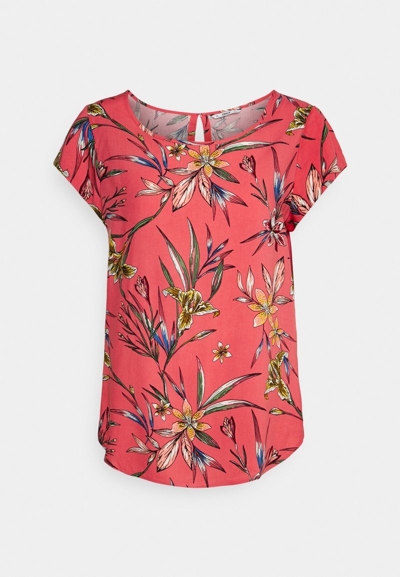 Blouse corail à manches courtes avec motif floral jaune et rose, encolure arrondie et petite fermeture à bouton goutte d’eau dans le dos.