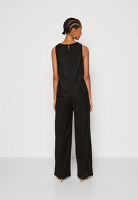 Esprit Topper - black