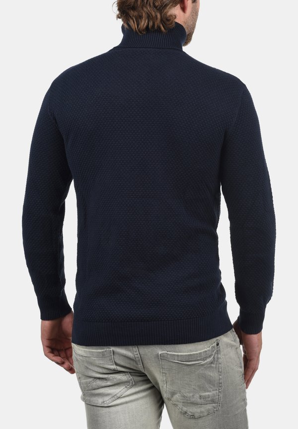 SDKarlos - Jumper - insignia b2