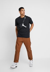 Thumbnail Image 2