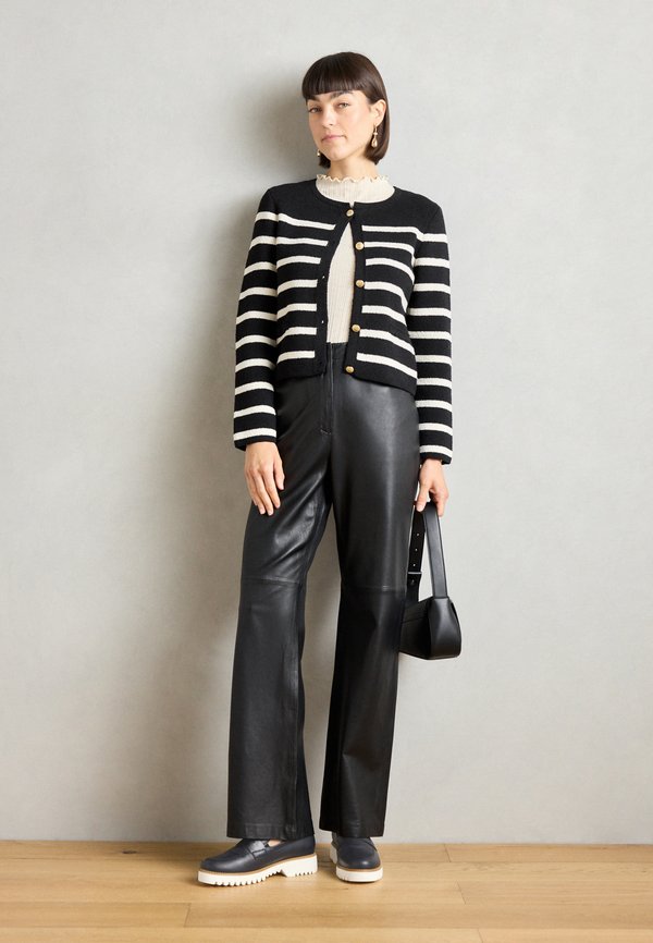 62.450. - Moccasins2