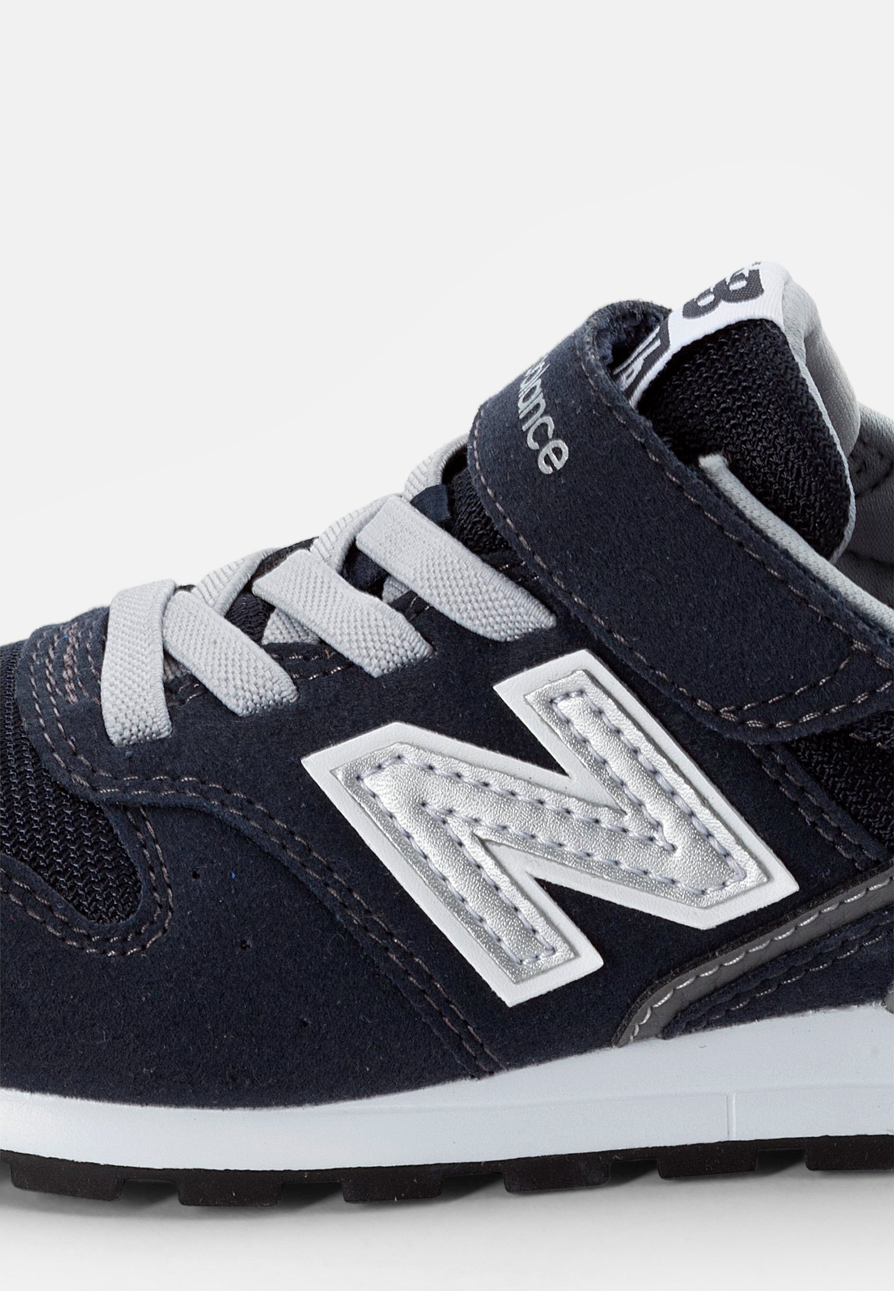 new balance 996 navy blue