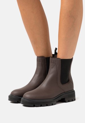 Timberland CORTINA VALLEY CHELSEA - Bottines - dark brown