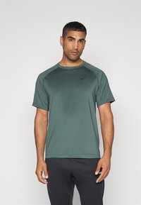 Nike Performance READY - Camiseta deportiva - vintage green/black