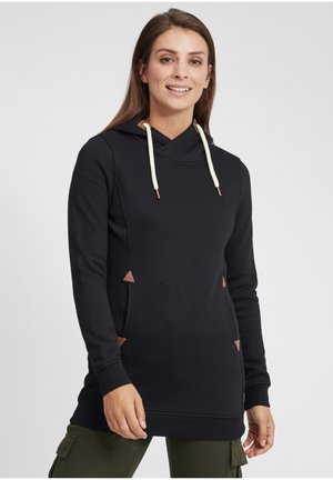 Hoodie noir avec un col croisé, cordons crème et accents en simili cuir en triangle sur les côtés. Tissu doux et lisse avec une coupe décontractée.