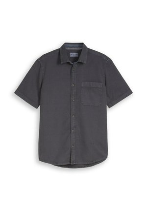 Chemise gris foncé à manches courtes avec boutons, col et poche poitrine, présentée à plat sur un fond blanc.