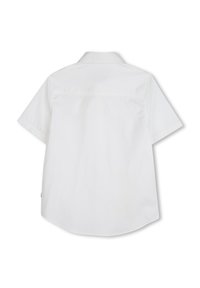 Witte short-sleeve shirt met een standaardkraag, een gladde textuur en een afgeronde zoom. Geen zichtbare patronen of hardwaredetails.