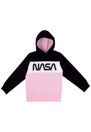 Felpa con cappuccio con maniche e cappuccio neri, parte inferiore rosa, pannello bianco sul petto e logo NASA nero sul davanti.