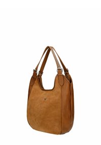 Tan leren handtas met een gestructureerd oppervlak, ronde vorm, dubbele schouderriemen en een subtiele merklogo op de voorkant.