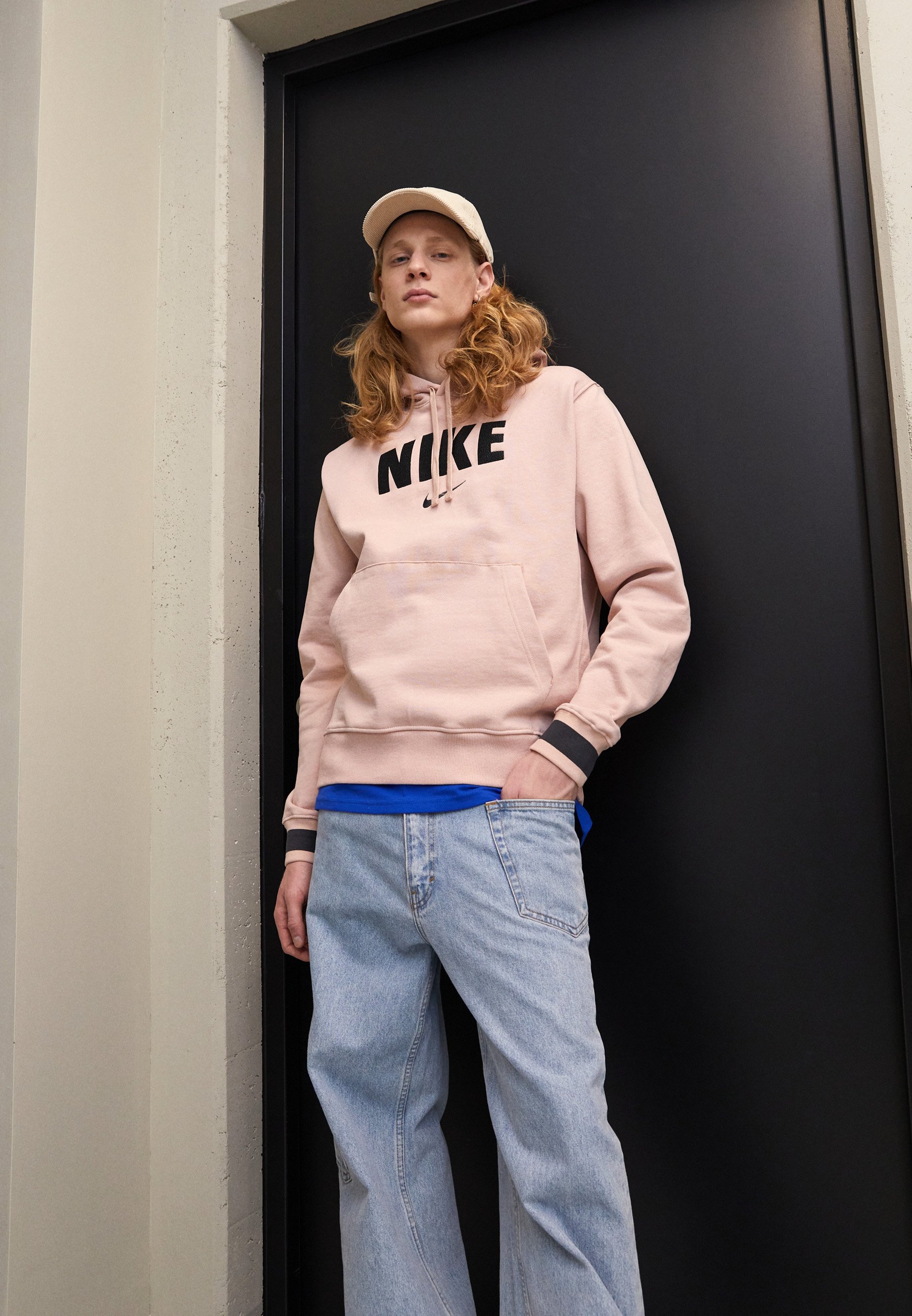 vintage nike sweatshirt pink