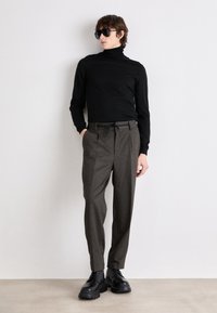 HUGO Broek - medium brown