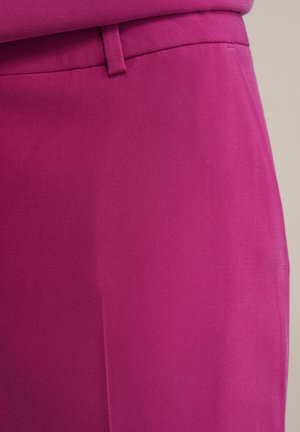 WE Fashion Pantaloni - purple