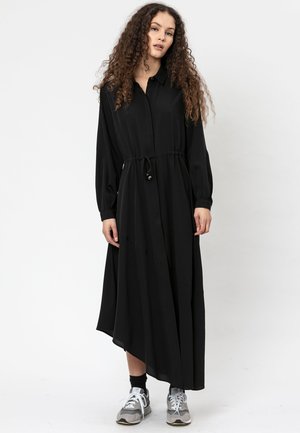 Maxi dress - black
