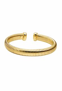 Pulsera de muñeca en tono dorado con un diseño de bobina flexible. Presenta segmentos espaciados uniformemente y extremos redondeados con un acabado suave y reflectante.