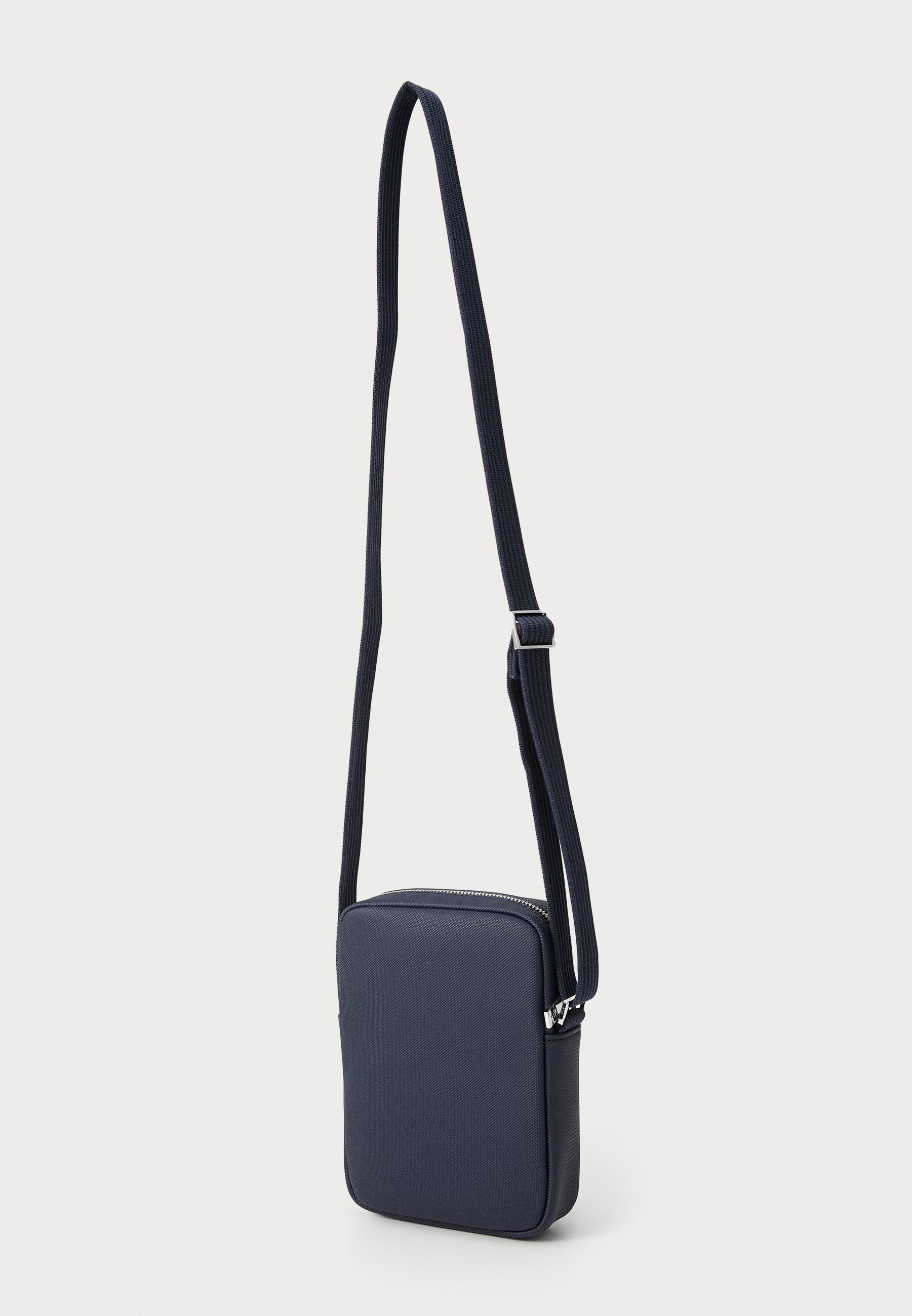 LACOSTE ★ Men's Classic Crossbag 41HhzgwH1BL._UY900_.jpg