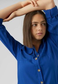 Vero Moda VMBUMPY L/S NEW NOOS - Button-down blouse - sodalite blue
