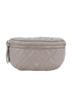 Borsa in pelle grigia trapuntata con chiusura a zip, caratterizzata da un motivo a rombi e un accento del logo. Texture liscia e forma arrotondata.