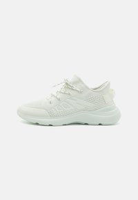Tenisky - white