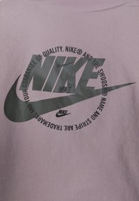 Nike Sportswear Vindjacka - purple smoke