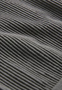 Thumbnail Image 6