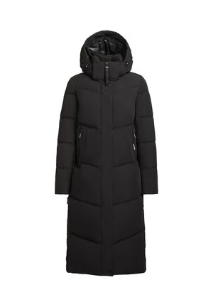 Must ülekattega must puffjakke, millel on pikk siluett, kõrge krae ja eemaldatav kapuuts. Omab tõmblukuga küljetaskuid ja chevron-õmblusmustrit.