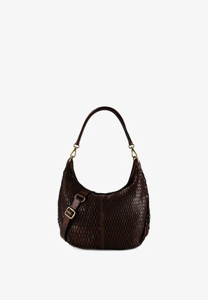 Dunkelbraune Leder-Hobo-Tasche mit gewebter Struktur, einem Henkel, verstellbarem Schulterriemen und Beschlägen in Goldoptik.