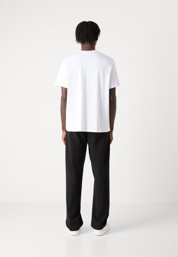 VARSITY PATCH TEE - Print T-shirt4