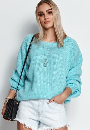 - Sweter