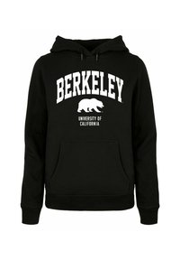 Svart hettegenser med en frontlomme. Den har hvit tekst som leser "BERKELEY" og "UNIVERSITY OF CALIFORNIA" med en bjørn-grafikk.