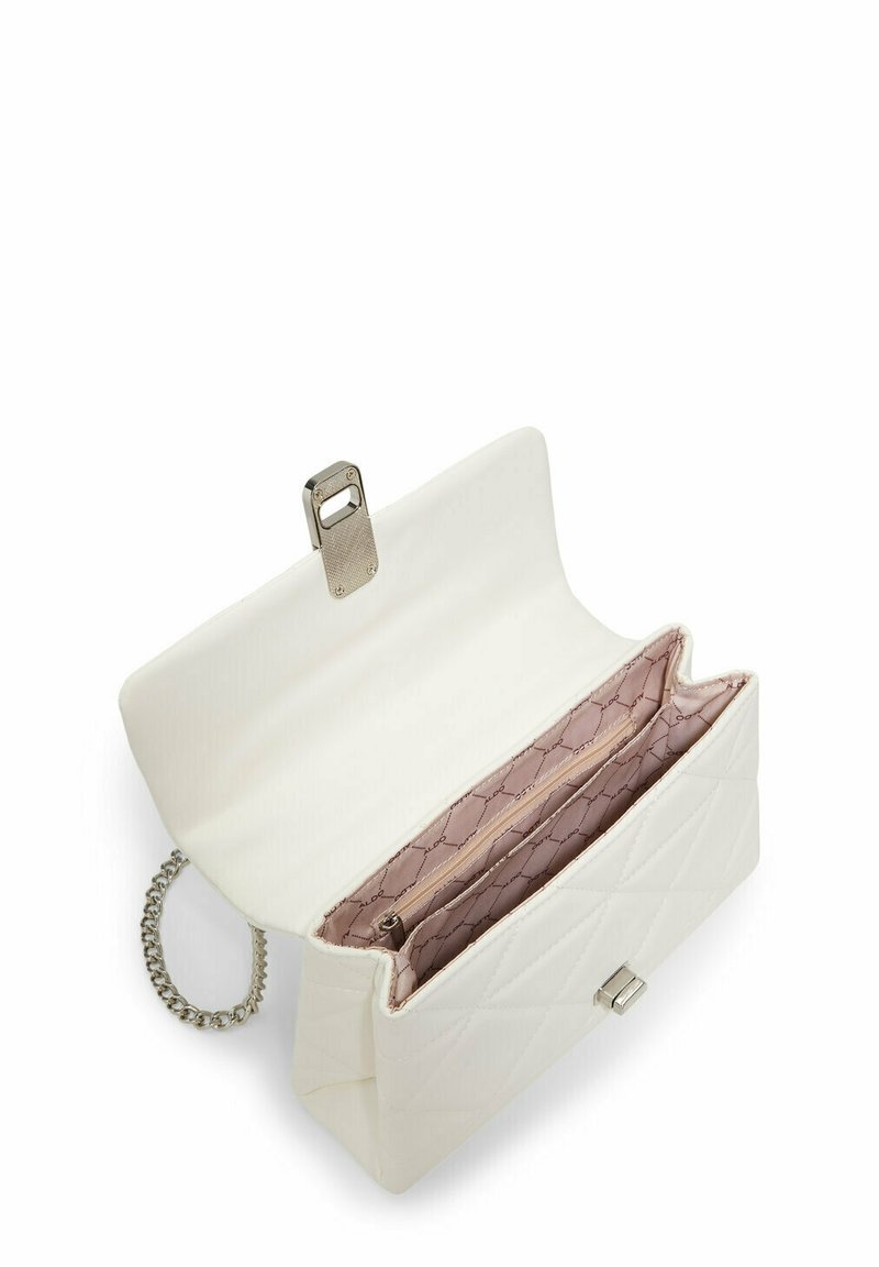 Borsa a tracolla bianca trapuntata con catena argentata, dotata di una fodera interna rosa e due scomparti, chiusa con una fibbia argentata.
