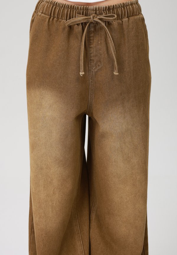 UNISEX - Relaxed fit jeans - dark khaki2