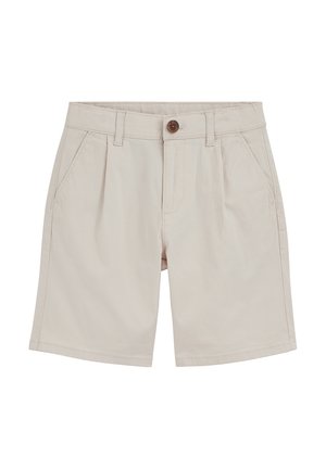 Pantaloni scurți bej până la genunchi, cu bucle pentru curea, închidere frontală cu nasturi, buzunare laterale și pliuri frontale subtile, expuși pe un fundal alb.