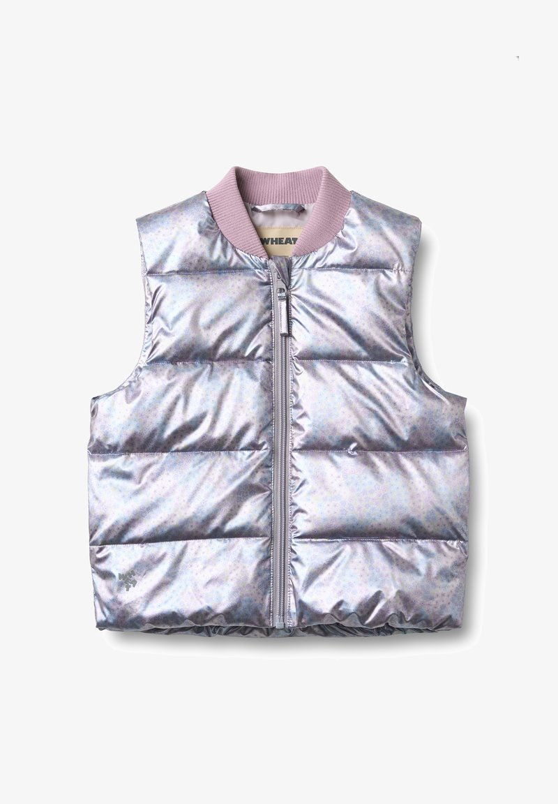 Vestă matlasată fără mâneci, în argintiu iridescent cu model floral mic, guler roz cu dungi și închidere frontală cu fermoar.