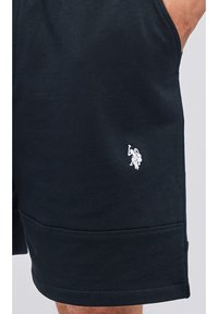 U.S. Polo Assn. CARSTEN - Shorts - dark sapphire