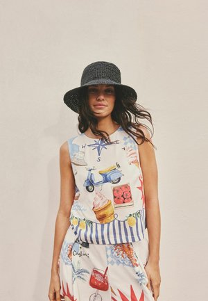 Next, REGULAR FIT - SHELL TOP . - Bluse - cream red map print