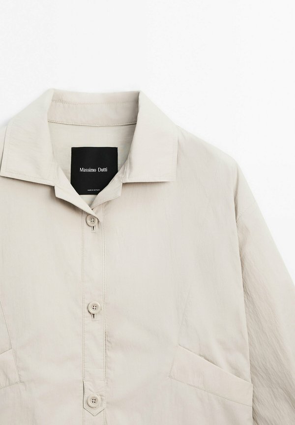 WITH SEAMS AND GATHERING  - Leather jacket3