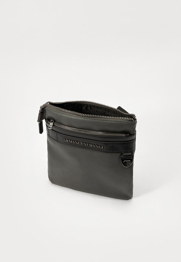 MESSENGER BAG UNISEX - Cross body bag2
