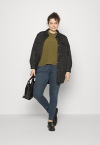 MY TRUE ME TOM TAILOR SKINNY WITH WASH EFFECTS - Calças de ganga de corte skinny - blue grey denim