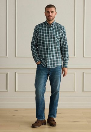 Next, REGULAR FIT - SIGNATURE CHECK SHIRT - Hemd - green