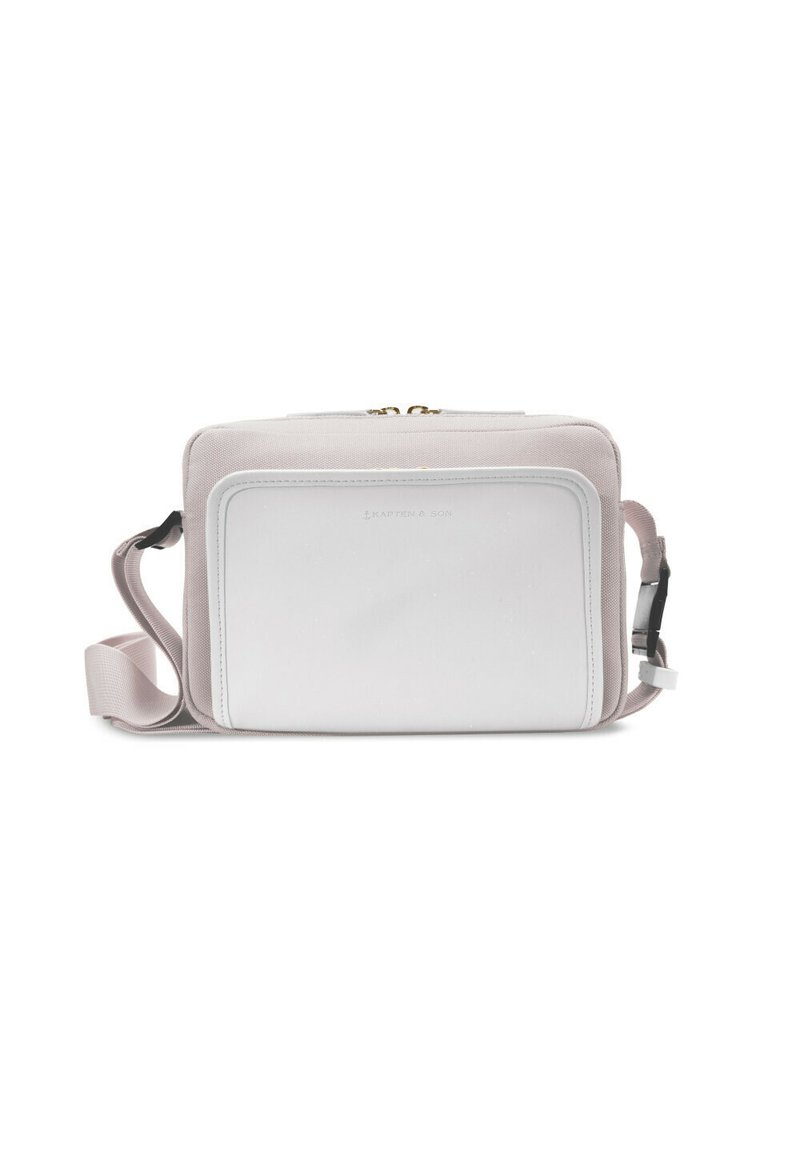 Borsa a tracolla in rosa chiaro e bianco. Realizzata in tessuto resistente con una texture liscia. Presenta una cerniera dorata e una tracolla regolabile.